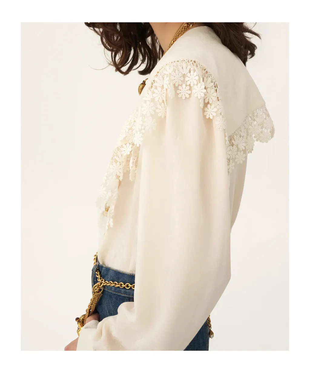 Maxi-Collar Lace Blouse