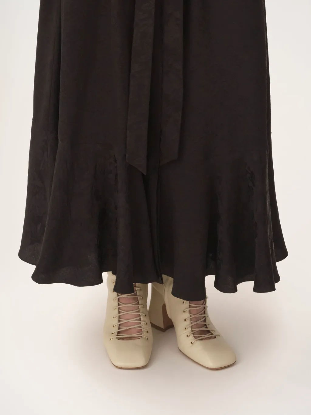 Rose Jacquard Gathered Midi Skirt
