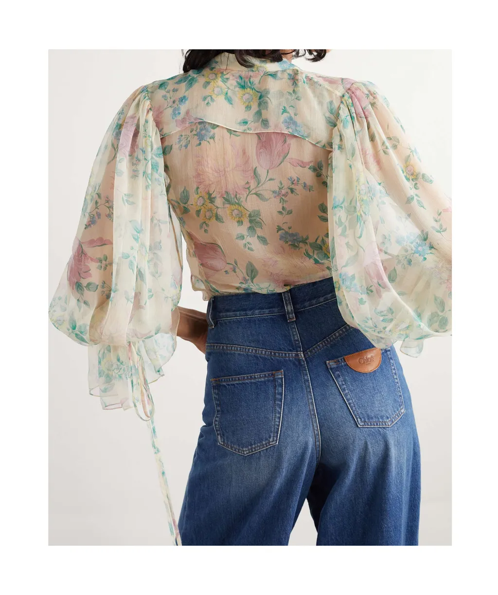 Allover Floral Print Puff Sleeved Blouse