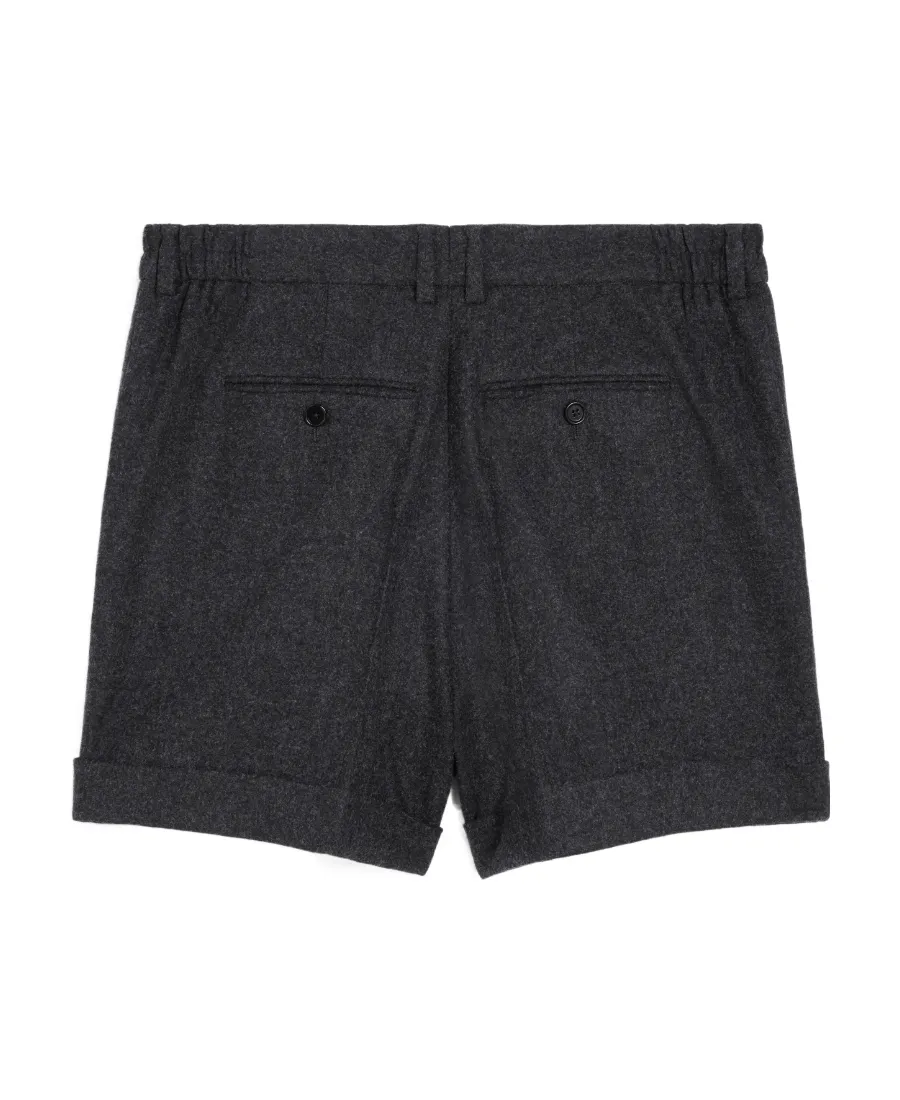 Triple-Pleated Shorts In Flannel