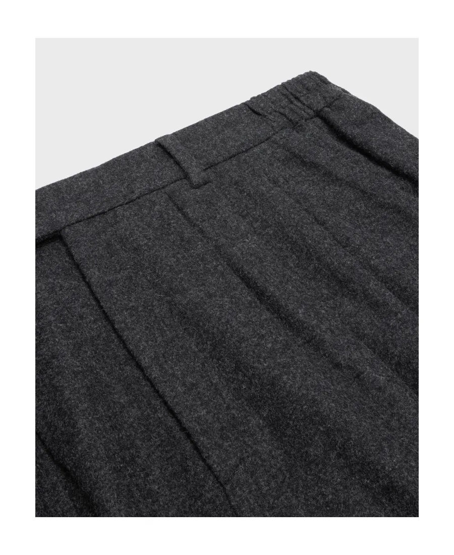 Triple-Pleated Shorts In Flannel
