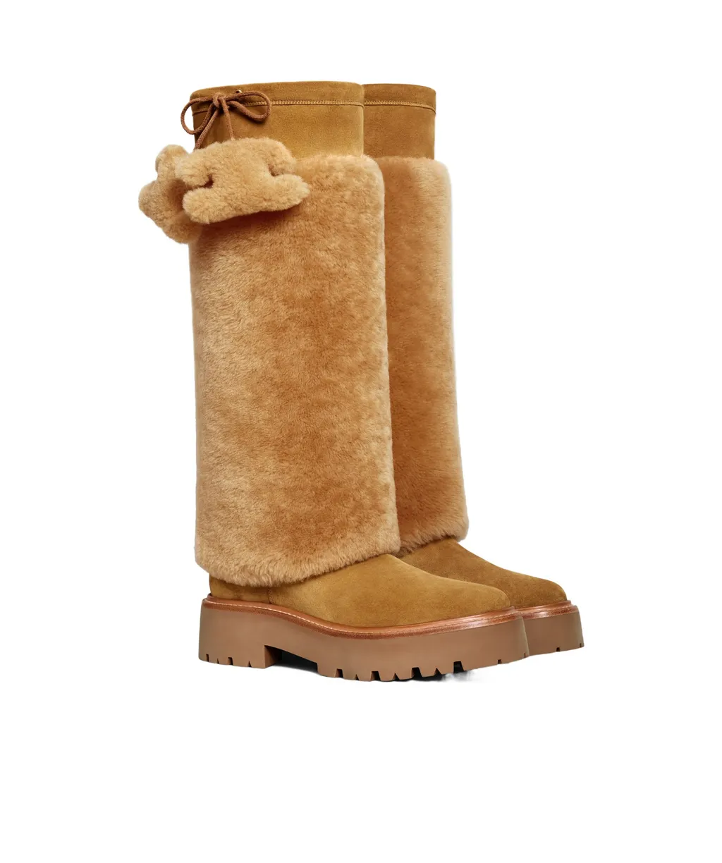 Bulky High Boot With Triomphe Tassels In Shearling And Suede Calfskin