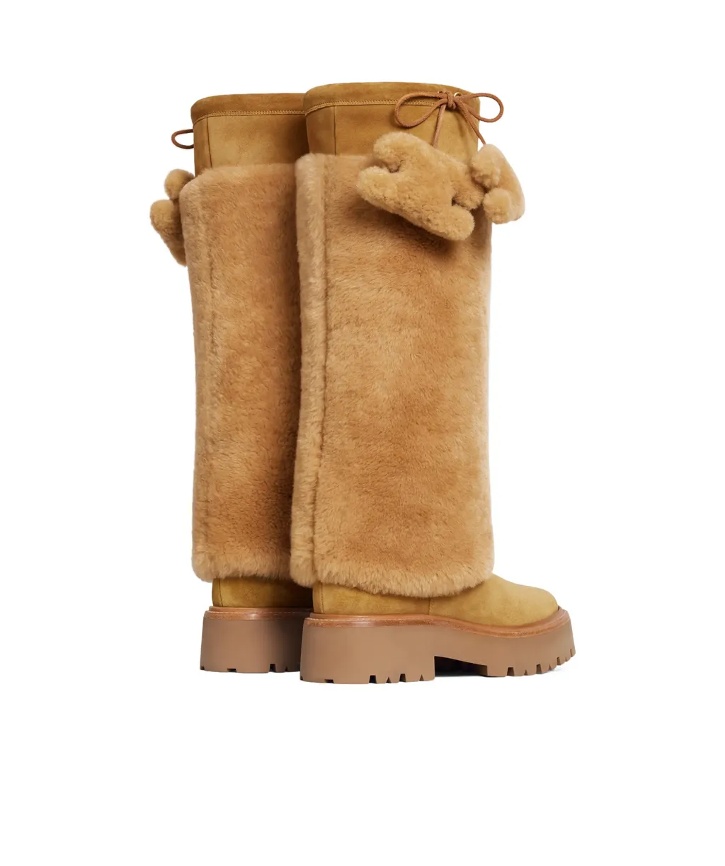 Bulky High Boot With Triomphe Tassels In Shearling And Suede Calfskin