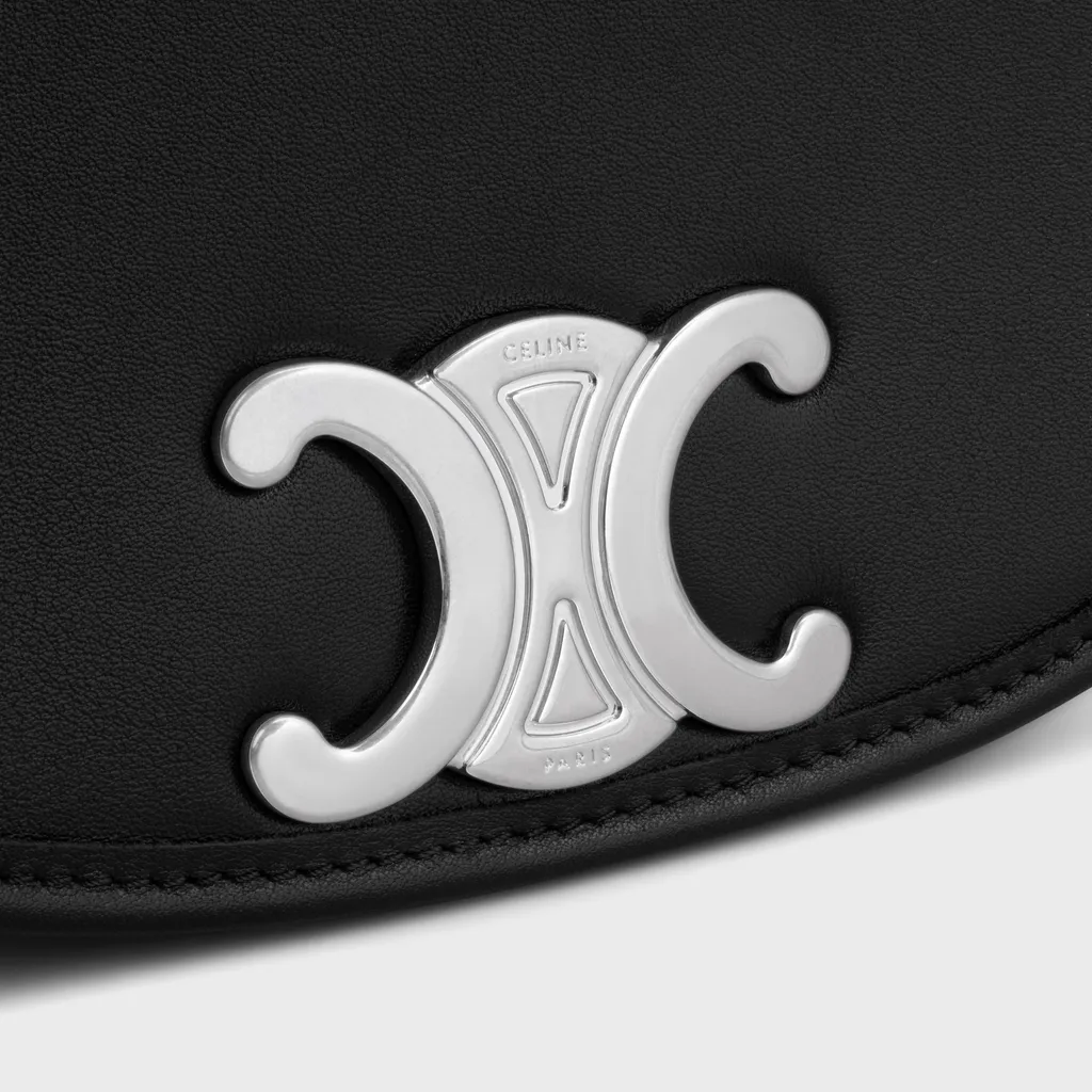 Small Besace Strap Triomphe In Supple Natural Calfskin