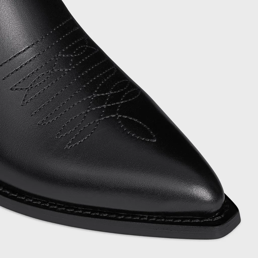 Leon Zipped Boot In Shiny Calfskin