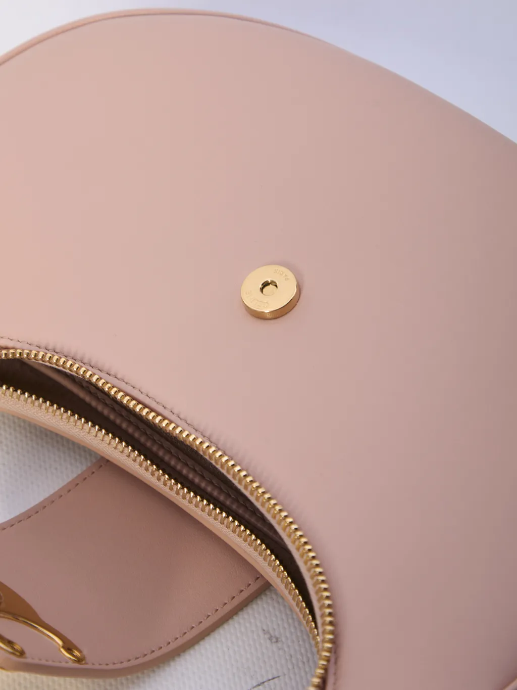 Medium Ava Shoulder Bag