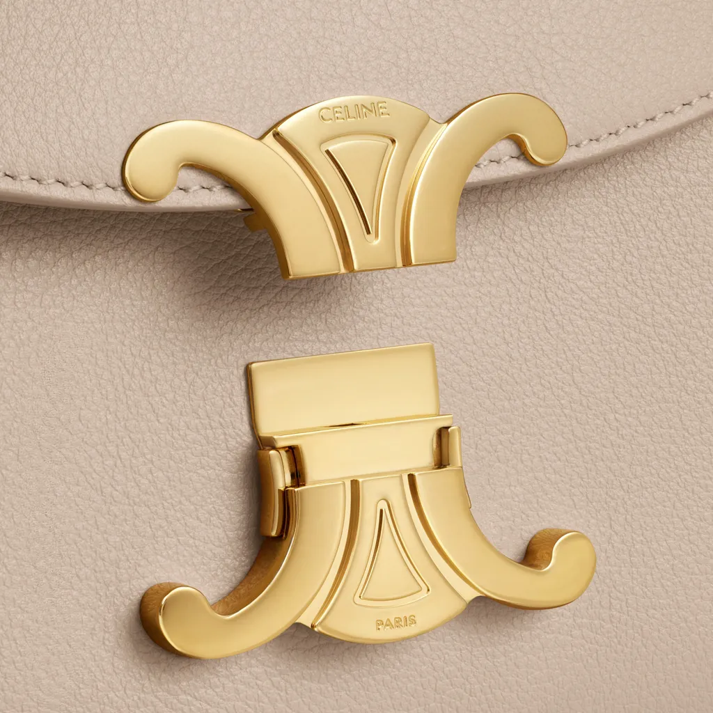 Teen Triomphe Bag In Supple Grained Calfskin