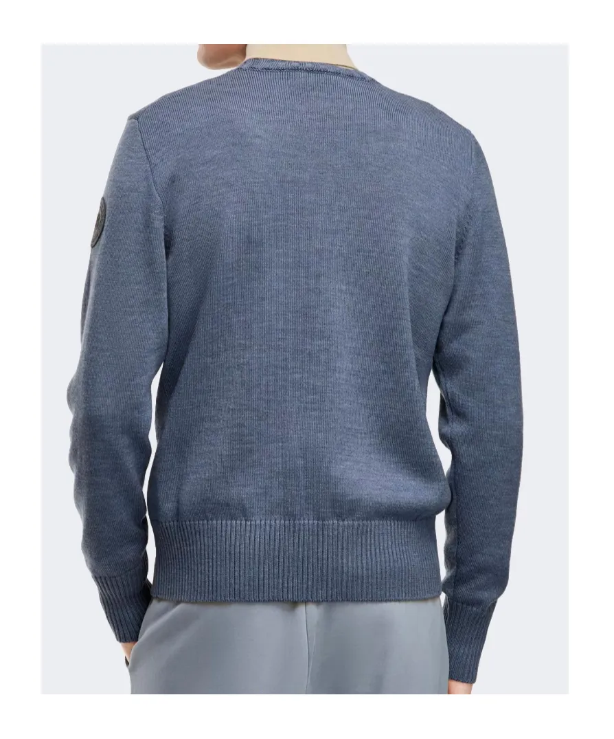 Long-Sleeved Pullover