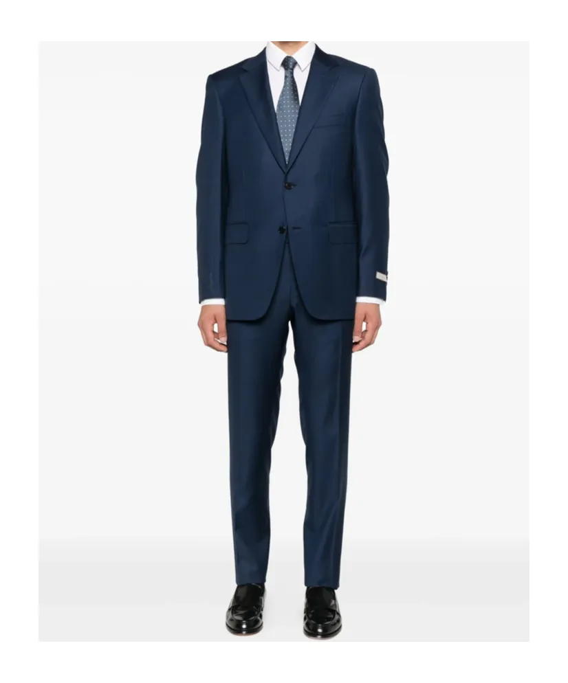 Long-Sleeved Suit