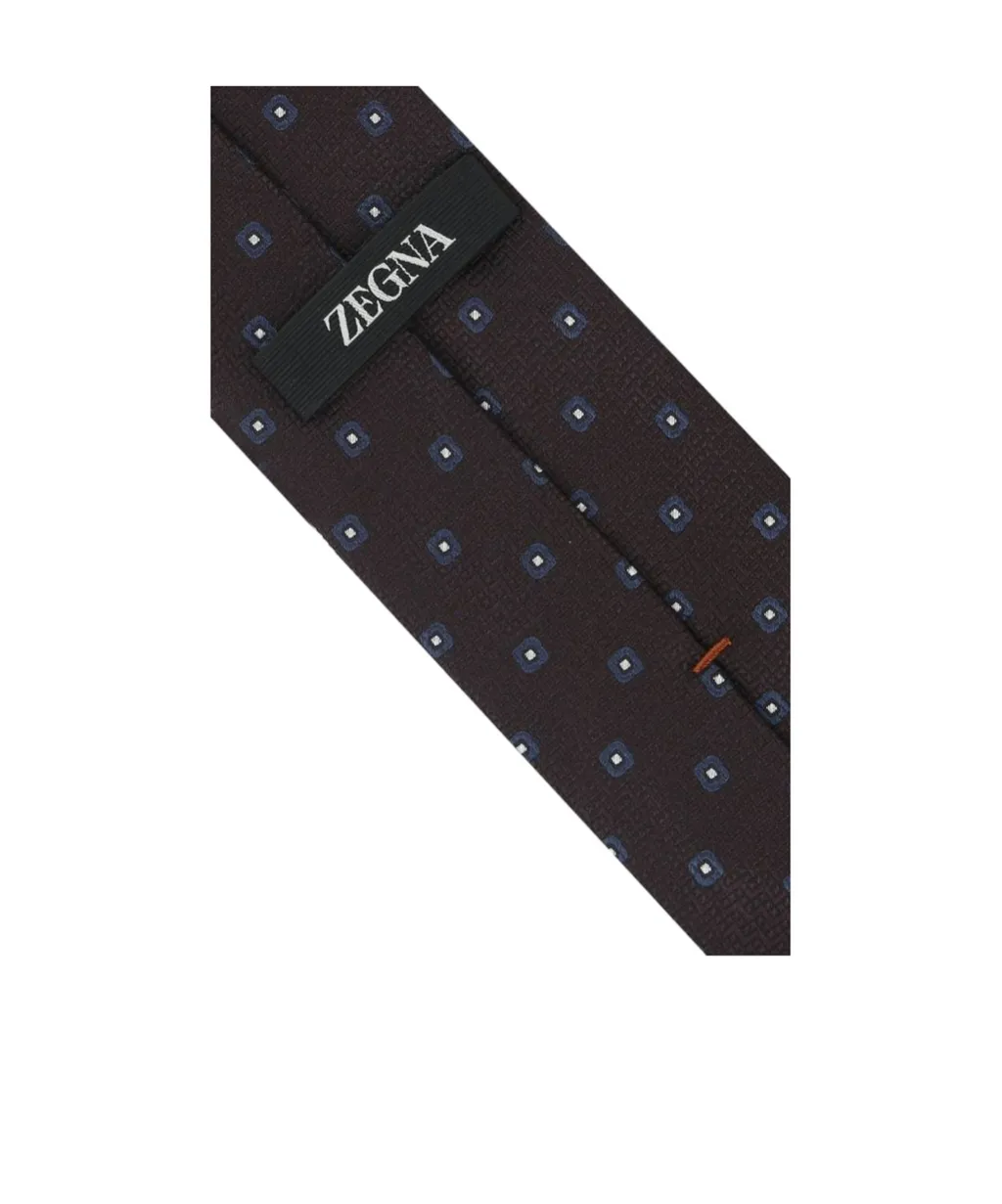 Square-Pattern Tie
