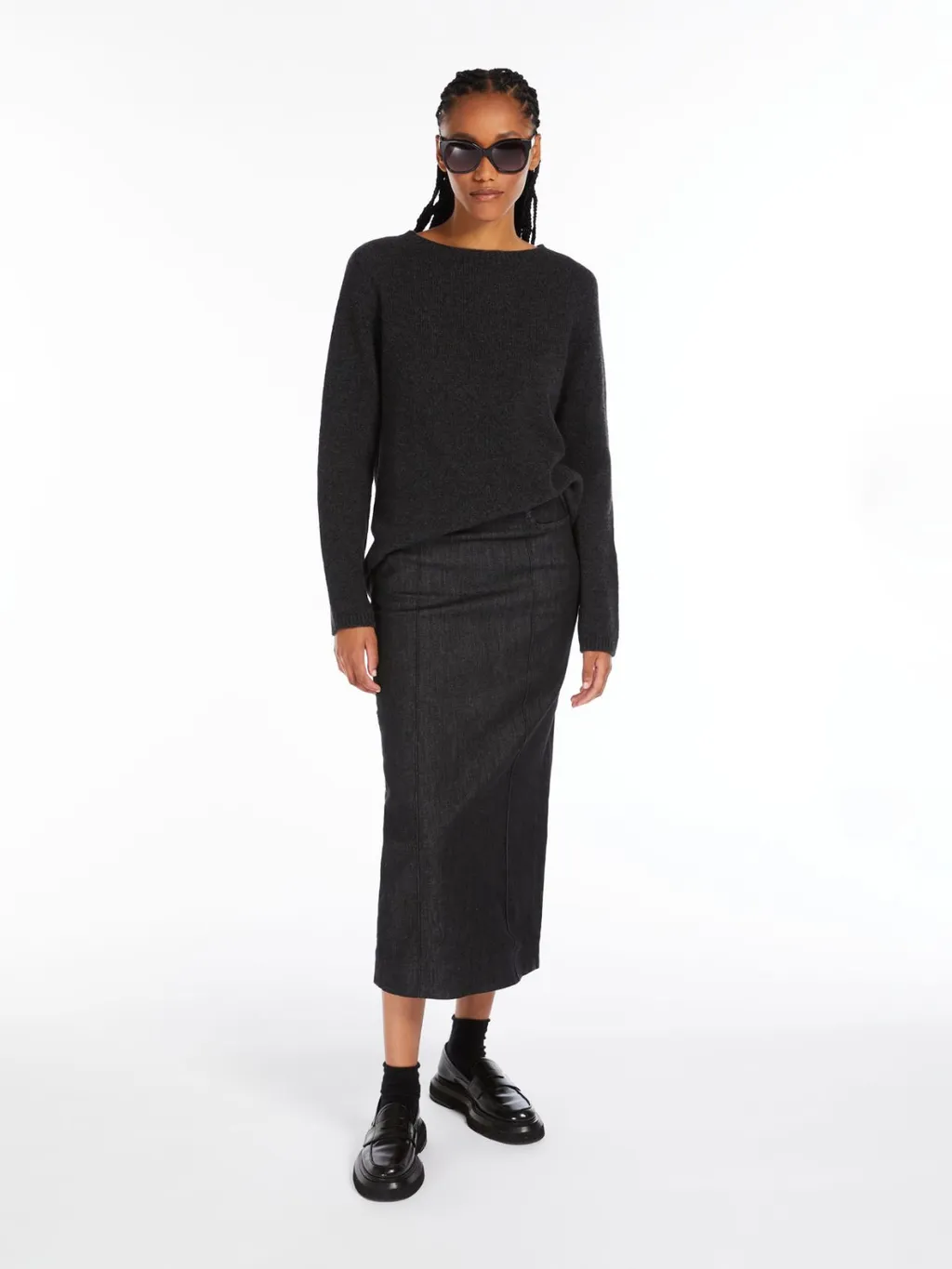 Wool And Cashmere Long-Sleeved Sweater With Round Neck