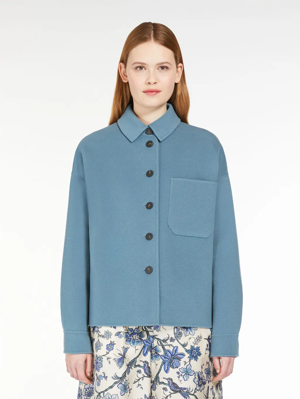 Buttoned Long-Sleeved Jacket