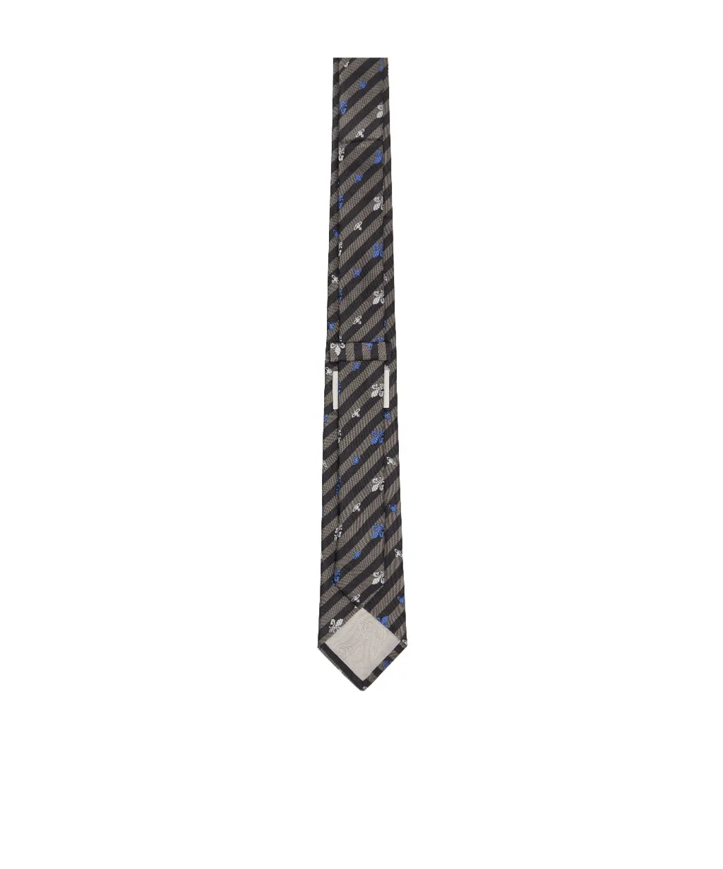 Pointed Tie