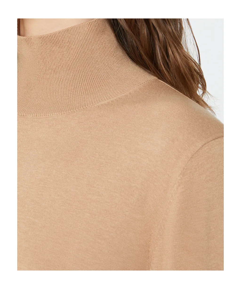 Kiku Turtleneck Long-Sleeved Jumper