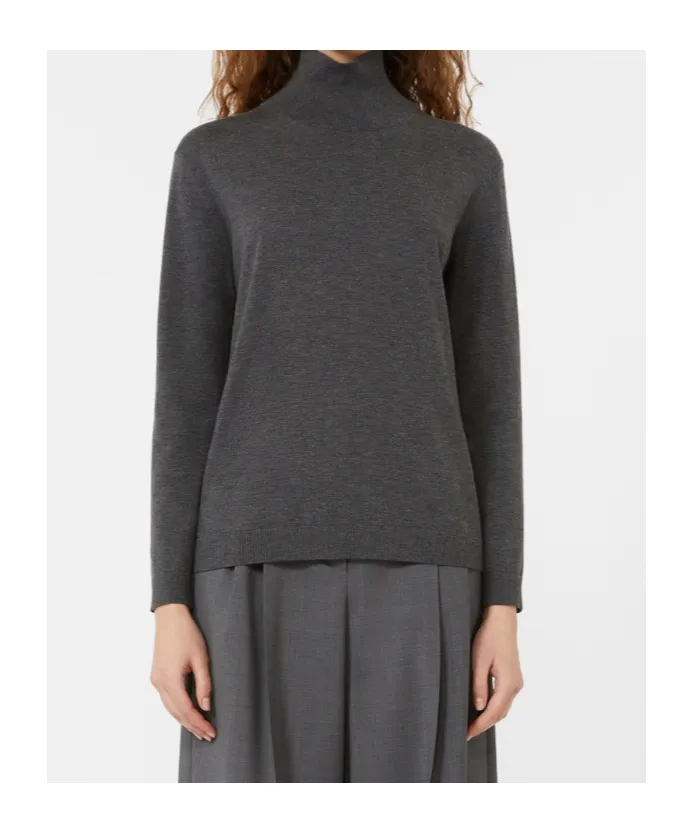 Kiku Turtleneck Long-Sleeved Jumper
