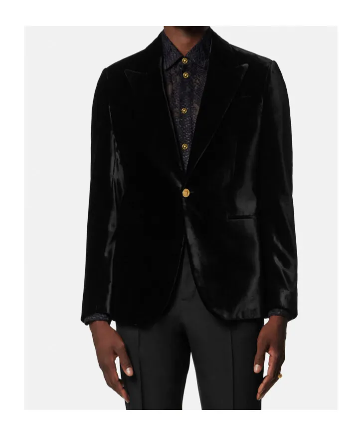Single-Buttoned Velvet Blazer