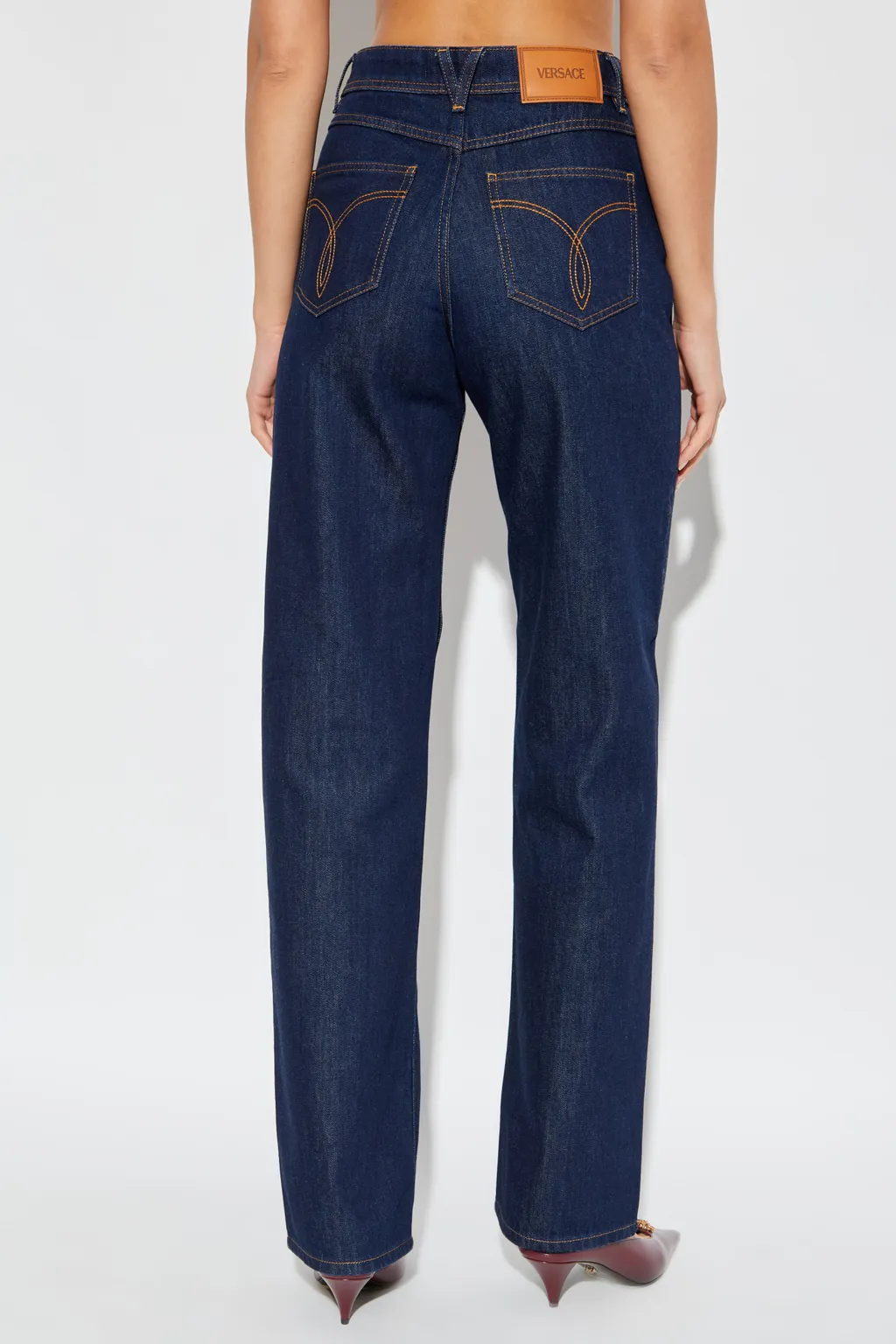 Logo-Patch Straight Leg Jeans