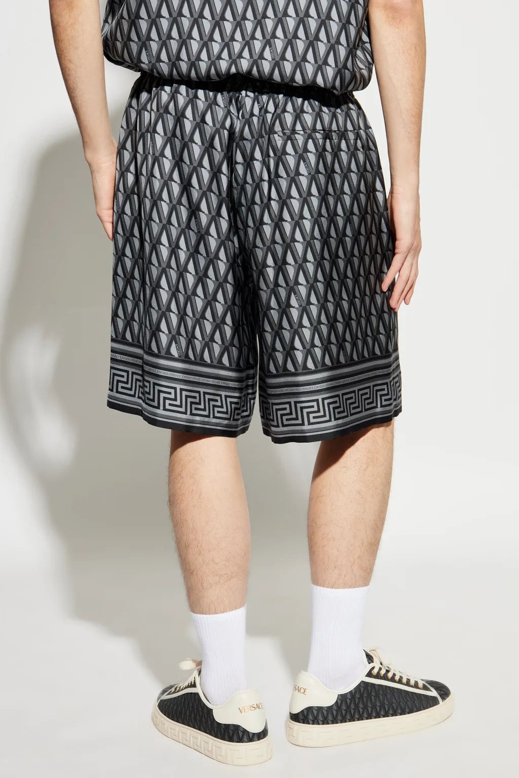 Pattern-Printed Elasticated Waistband Shorts