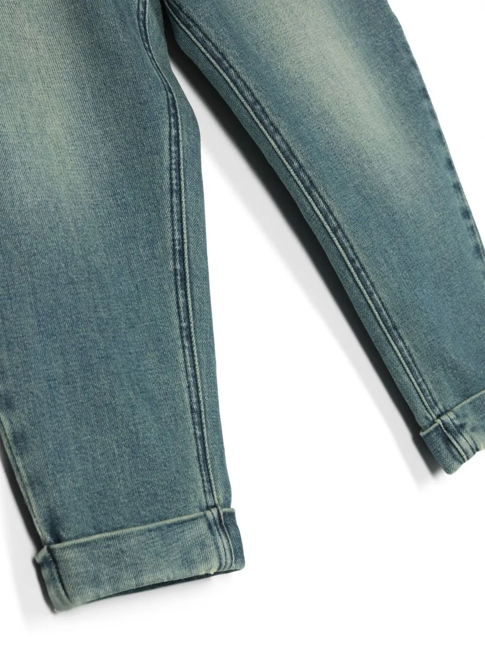 Logo-Patch Pleat-Detailed Jeans
