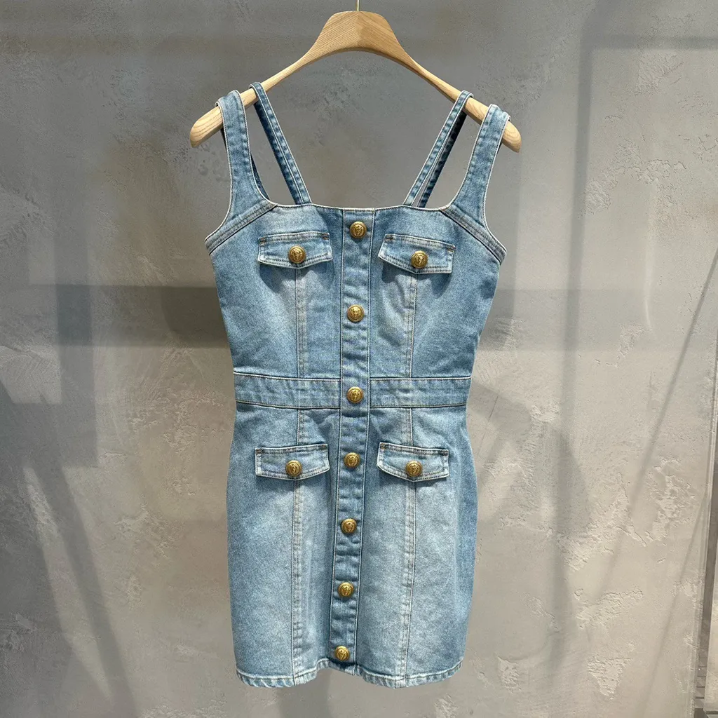Button Detailed Sleeveless Denim Dress