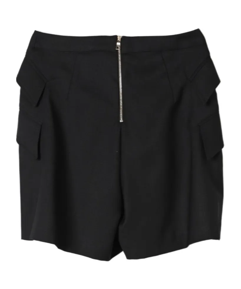 Decorative-Buttons Zipped Twill Shorts