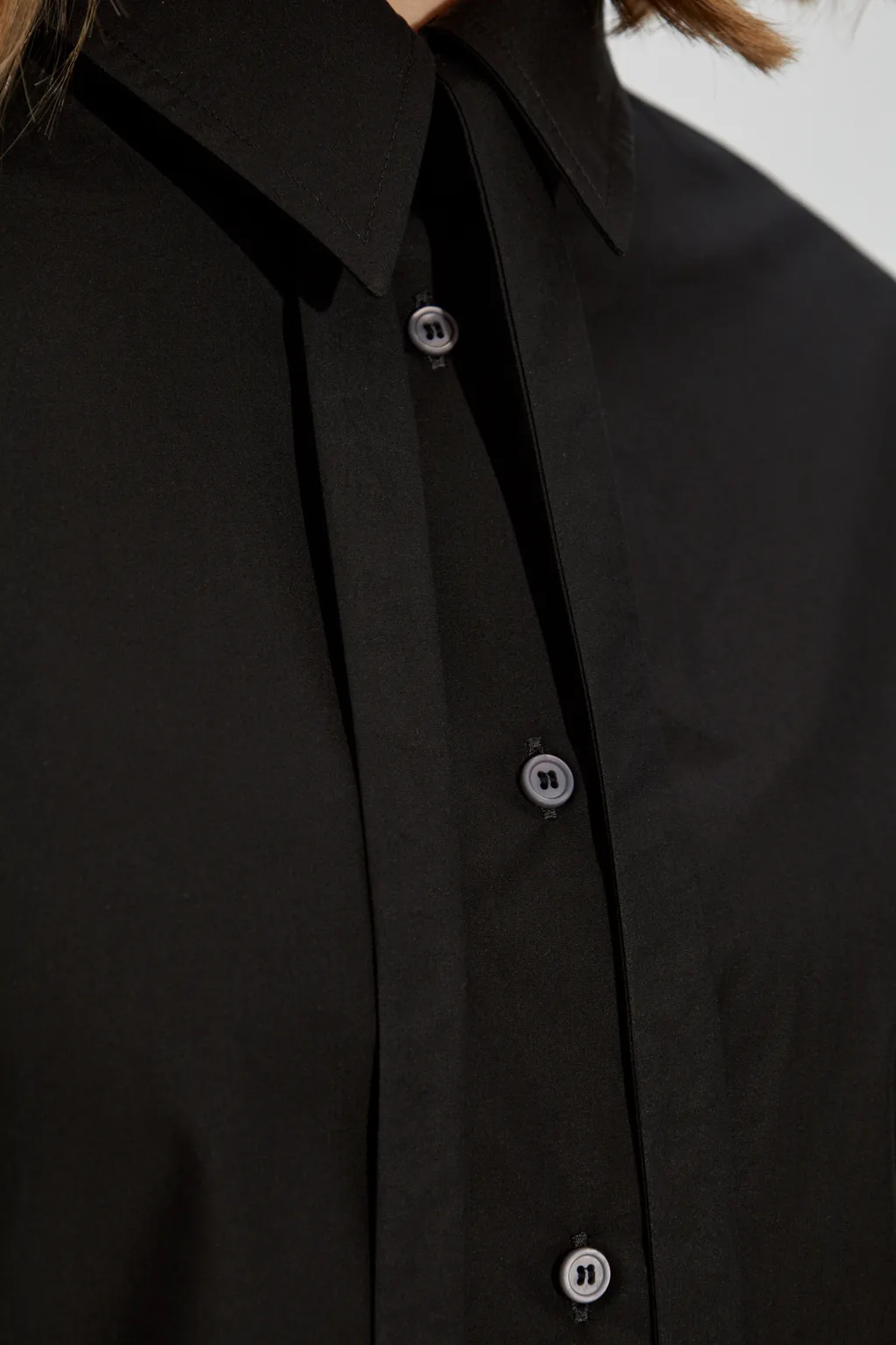 Long Sleeved Tied-Fasten Shirt