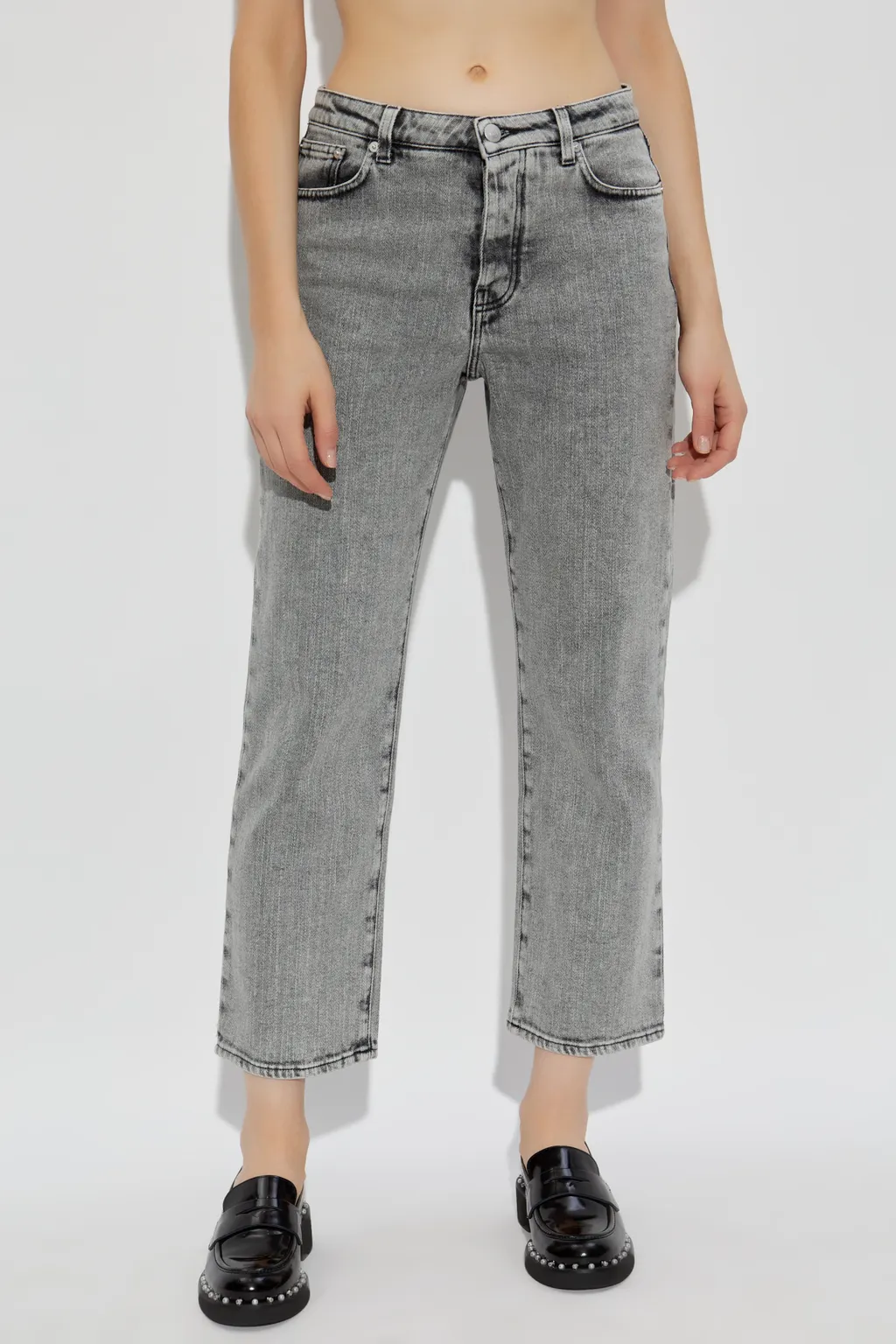 Belt-Loop Jeans