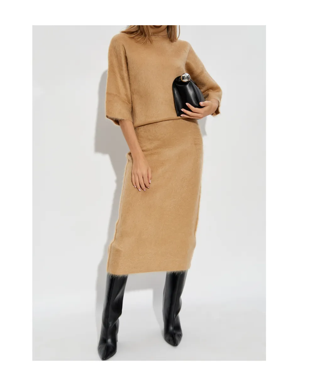 Roll-Neck Half-Length Sleeve Jumper
