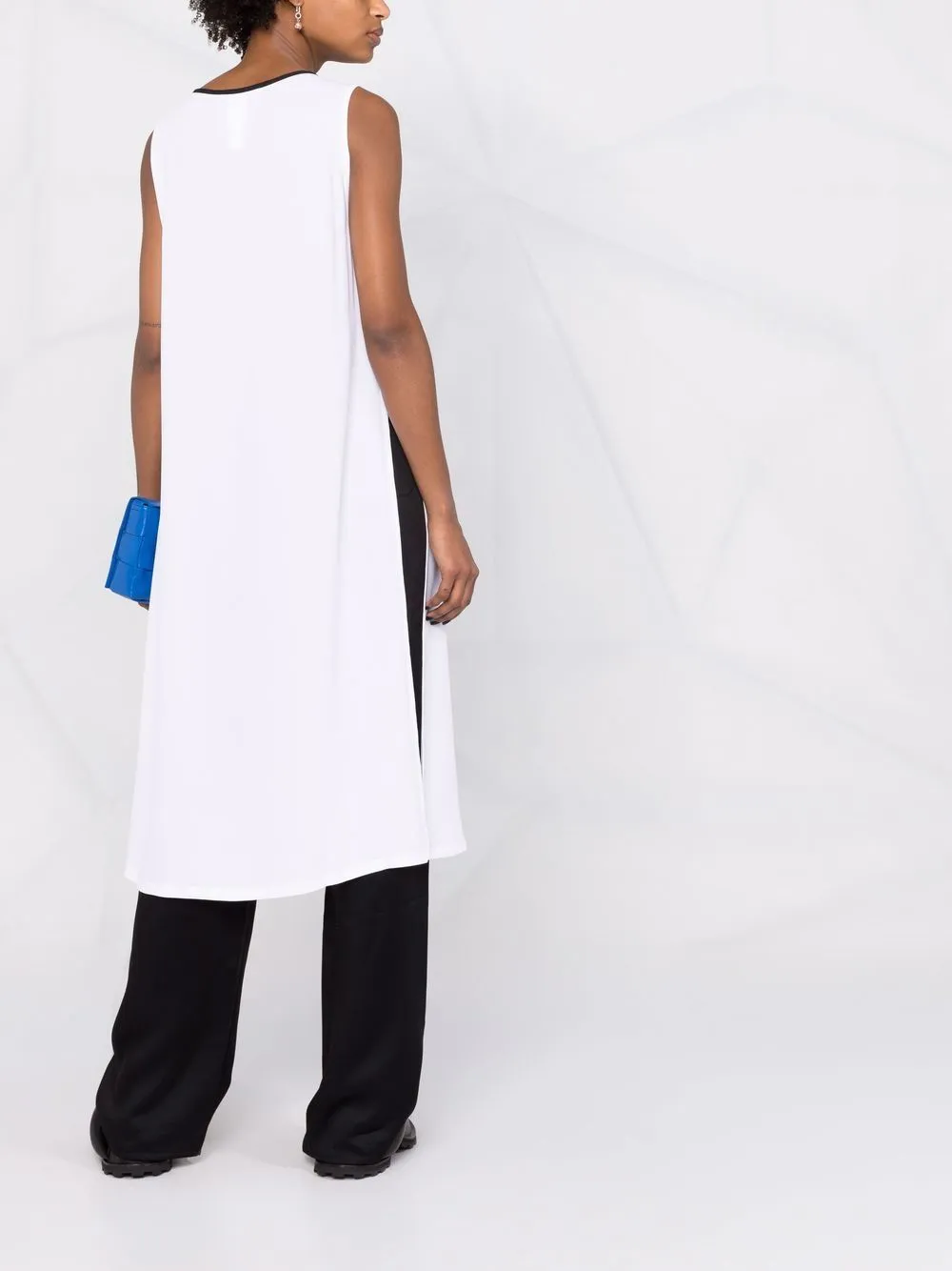 Bow-Detailed V-Neck Sleeveless Long Top