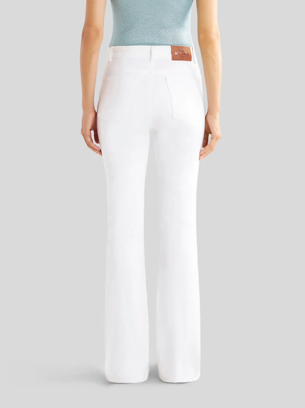 Button Detailed Straight Leg Jeans
