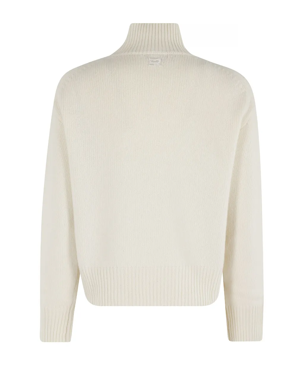Turtleneck Long-Sleeved Sweater