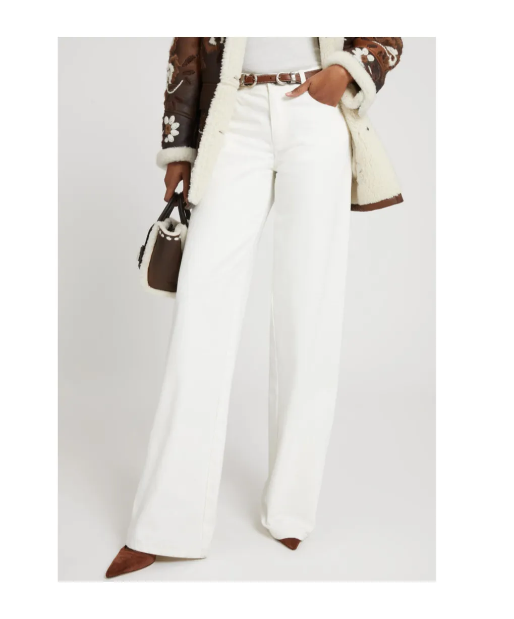 Wide-Leg Jeans