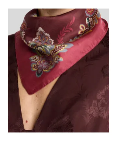 Flower And Bee Motif Scarf