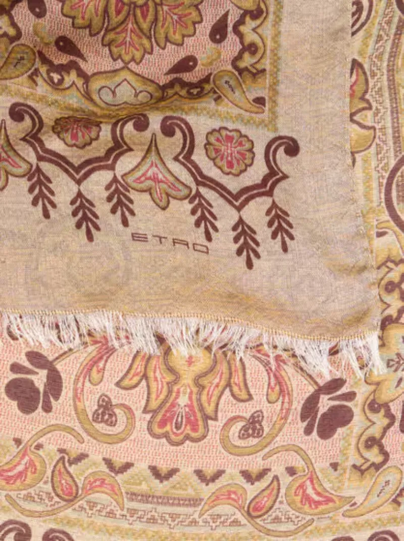 Jacquard Fringed Edge Scarf