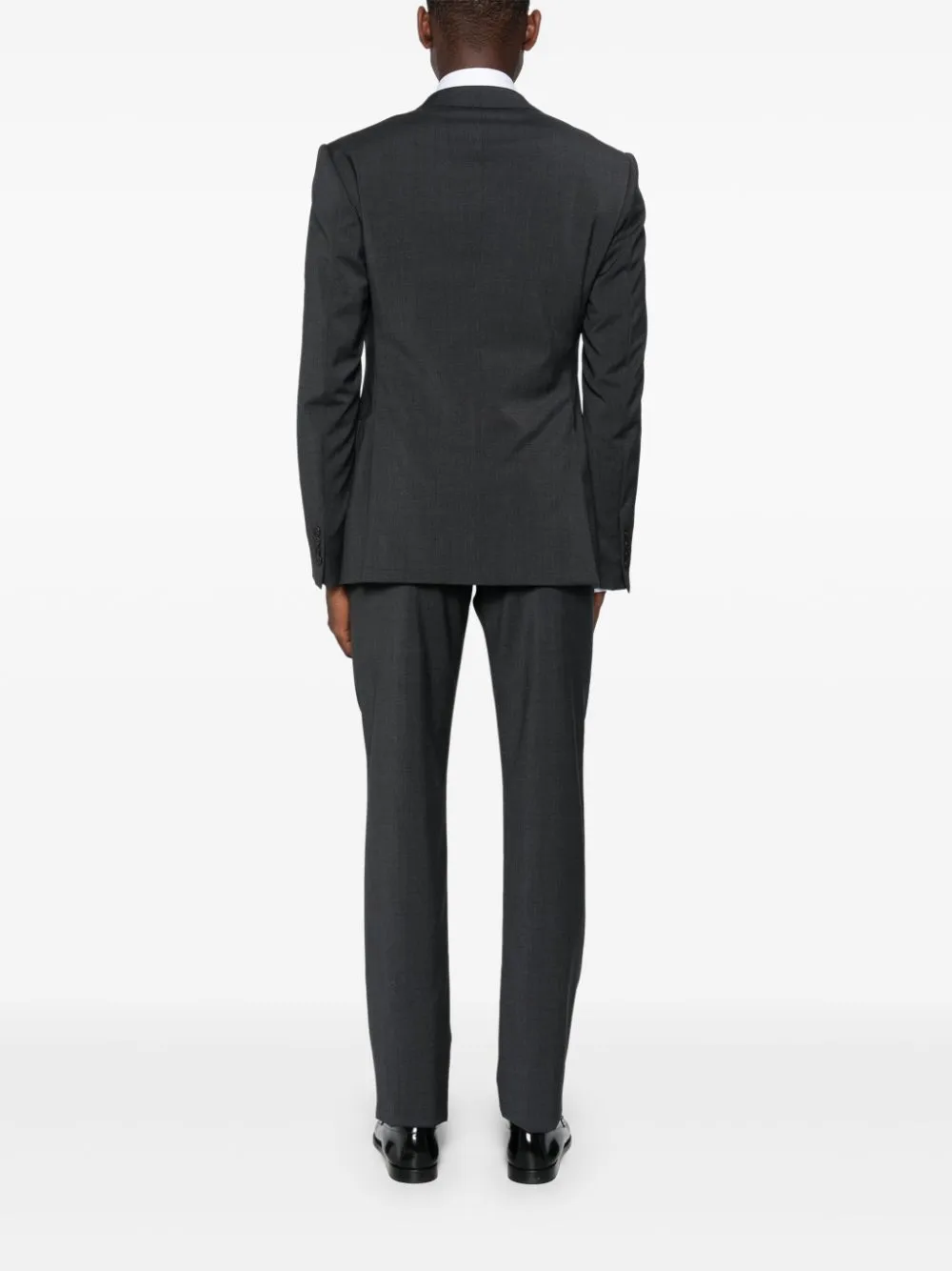 Long-Sleeved Suit