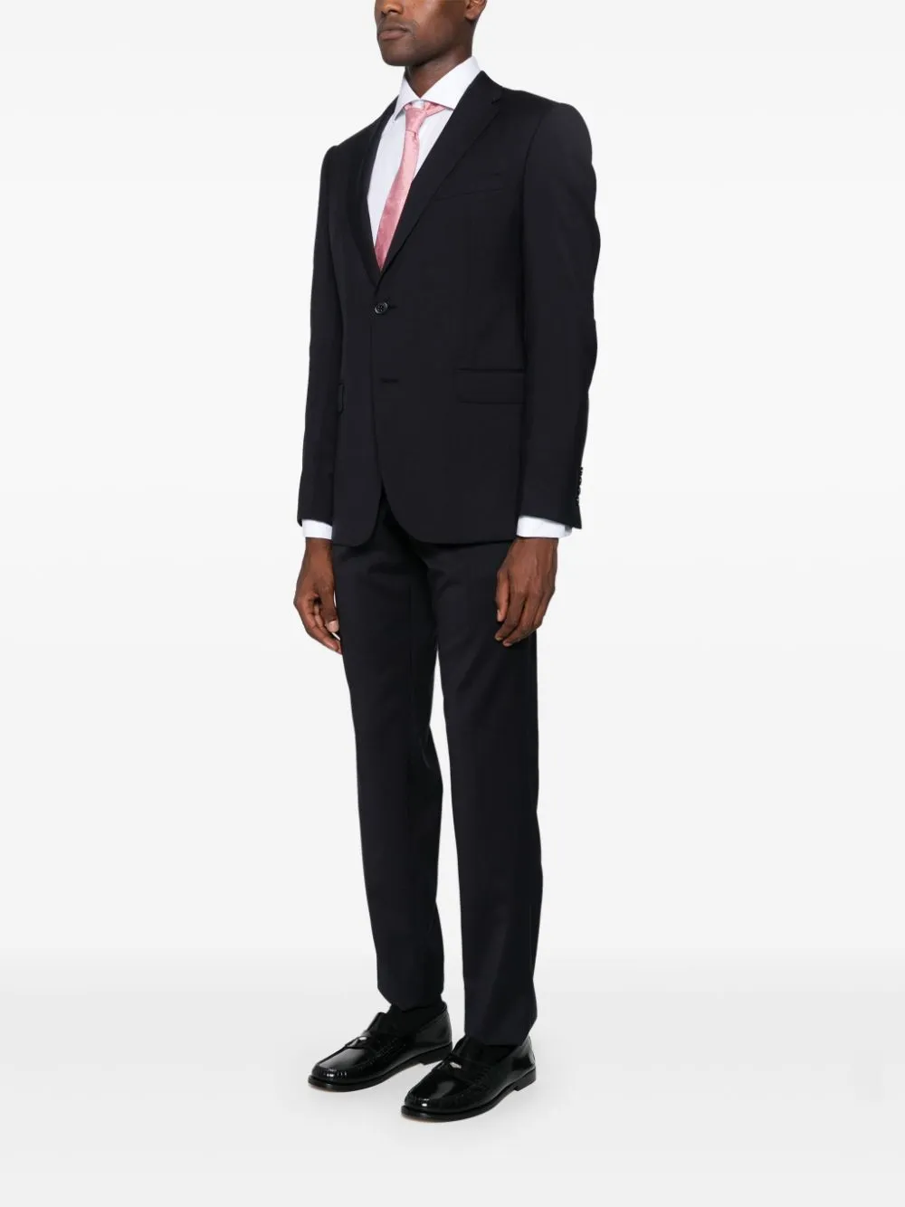 Long-Sleeved Suit