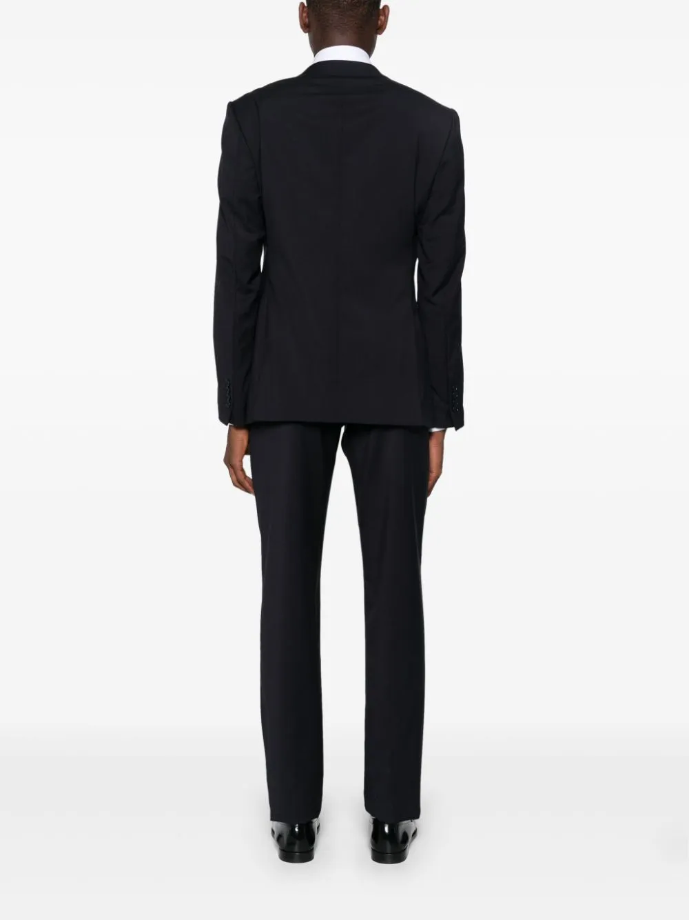 Long-Sleeved Suit