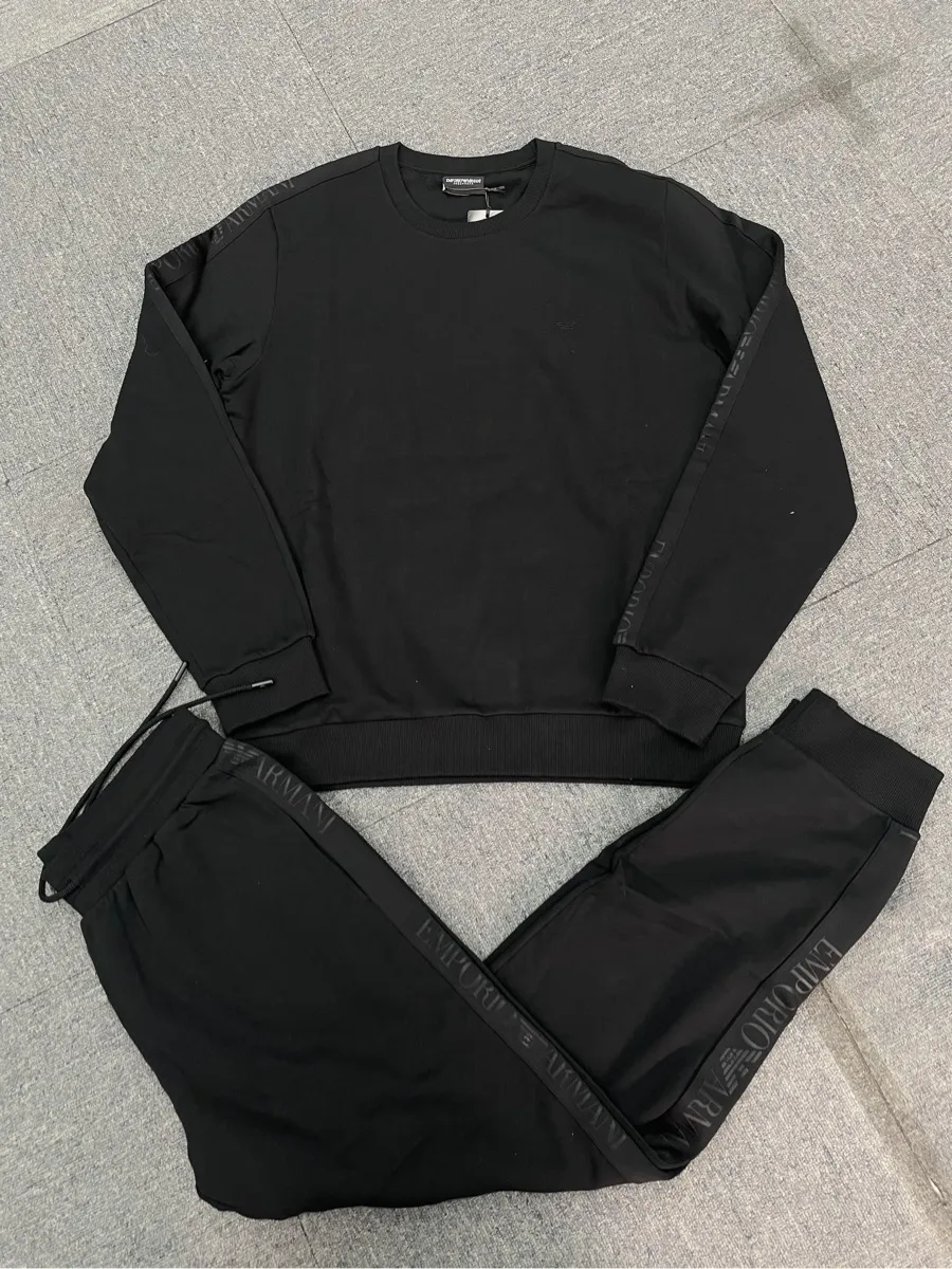 Logo-Tape Tracksuit