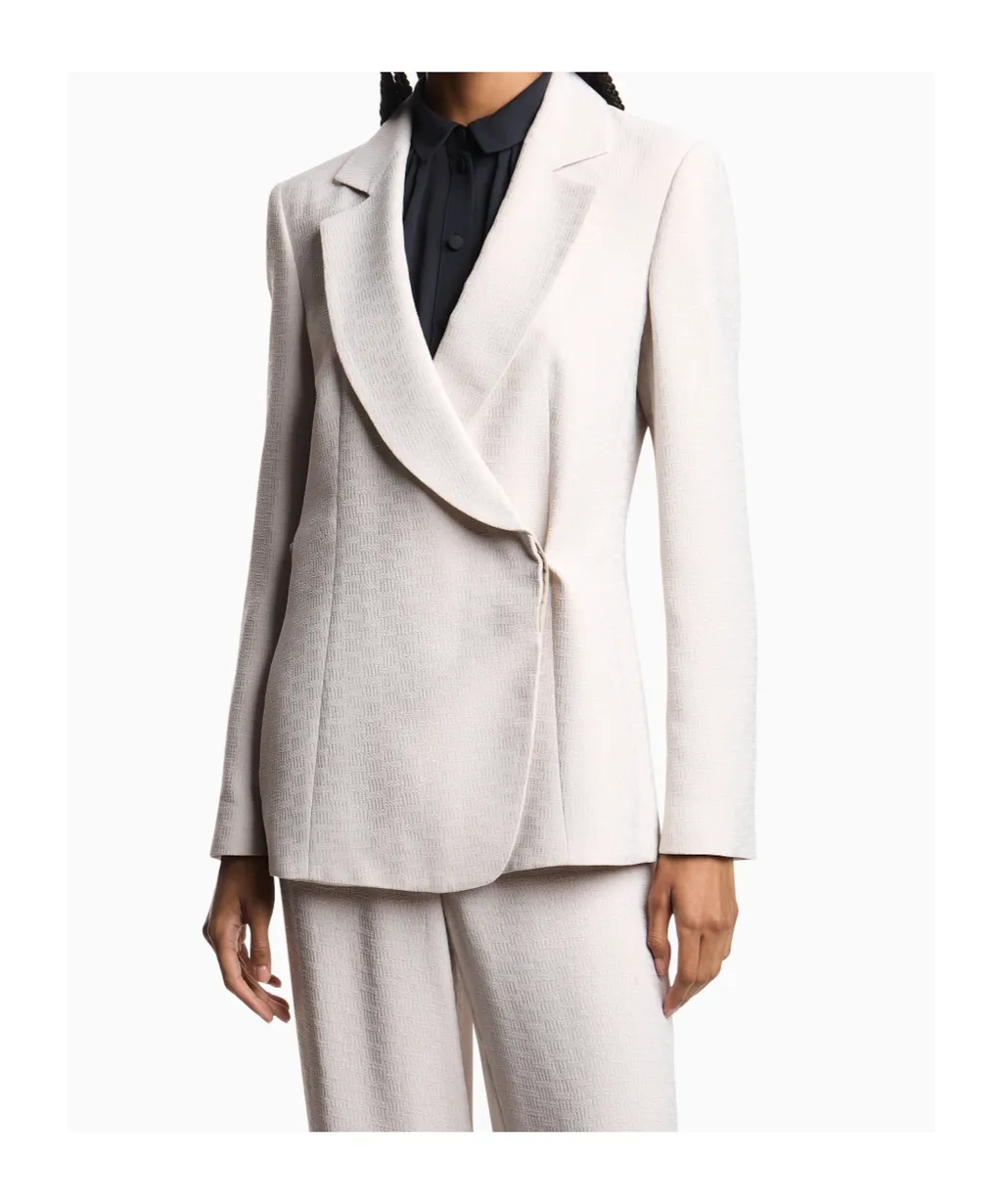 Long-Sleeved Suit Jacket