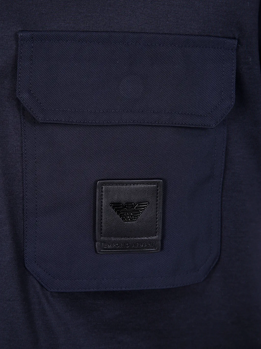 Patch-Pocket Logo-Patch T-Shirt