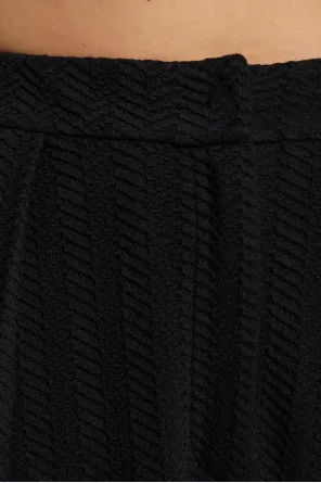 Chevron-Motif Pleated Straight Trousers