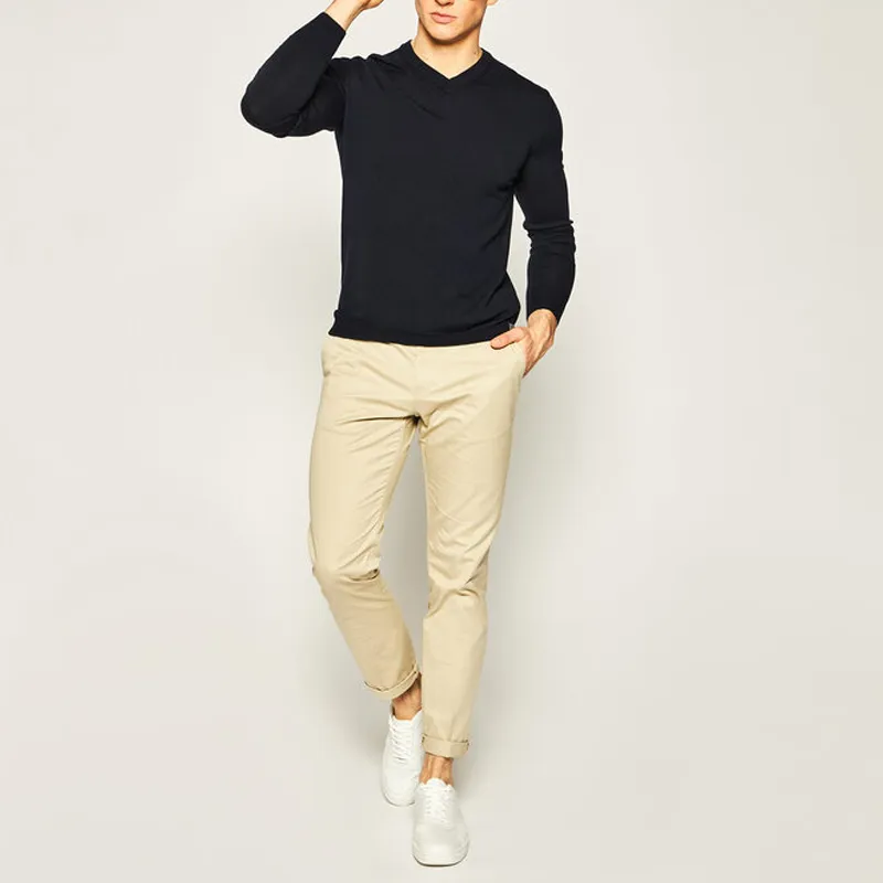 V-Neck Knitted Pullover