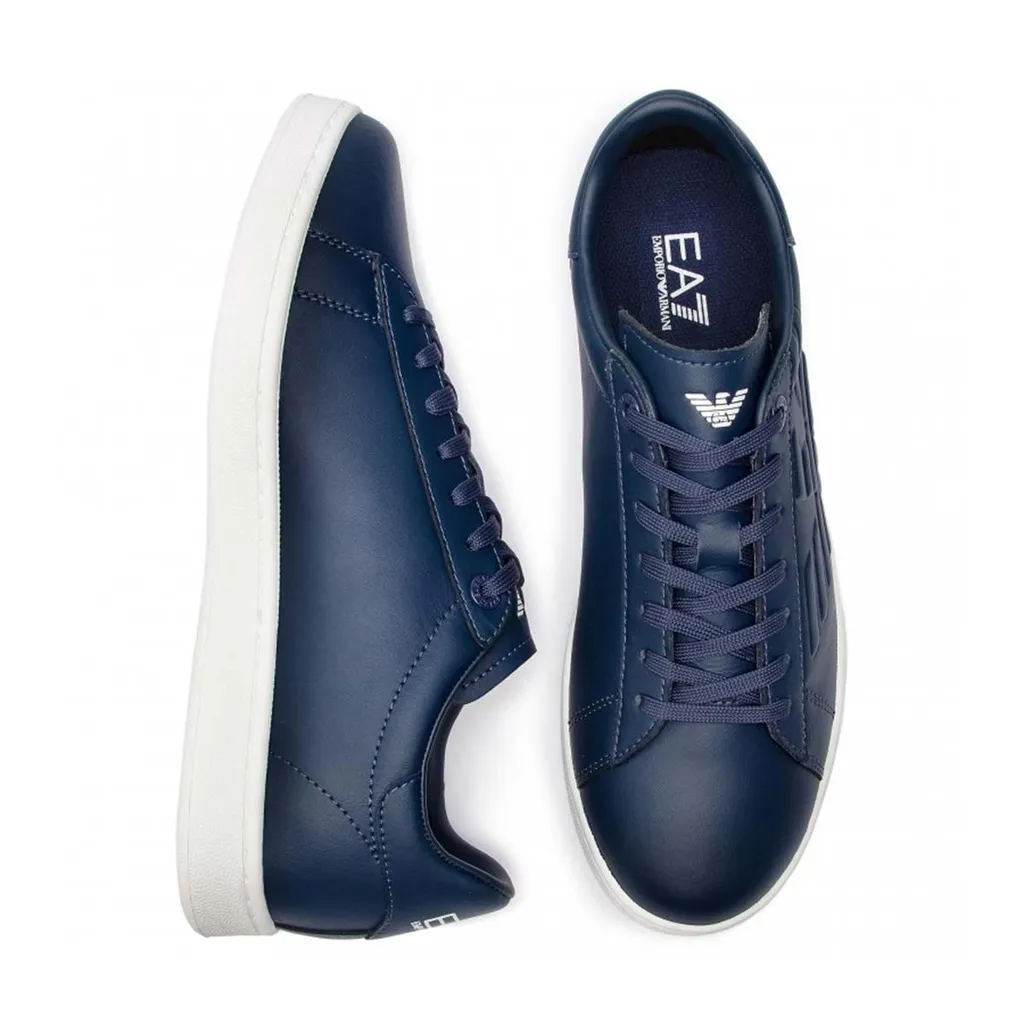 Low-Top Sneakers