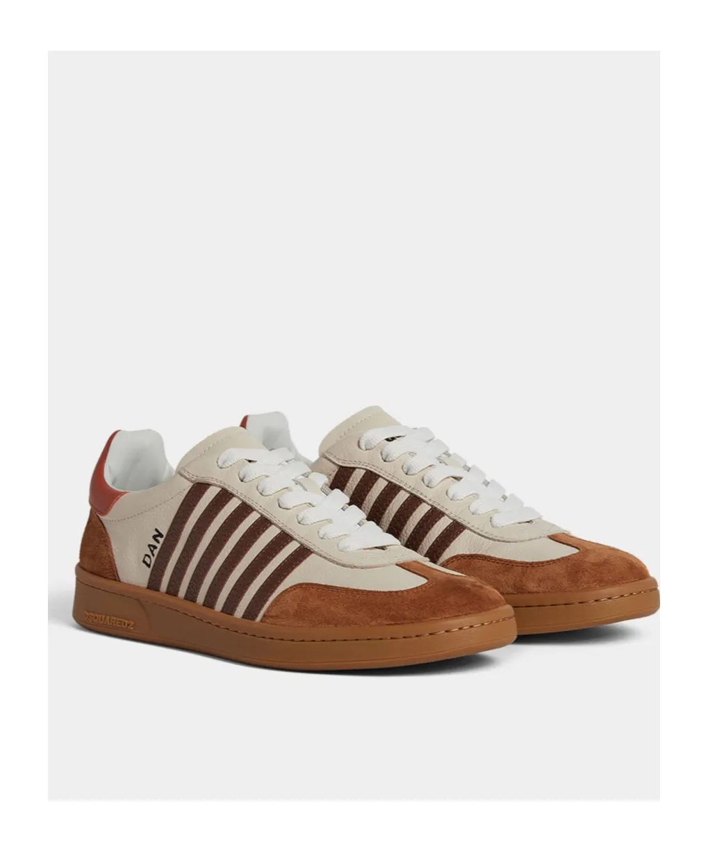 Round Toe Low-Top Sneakers