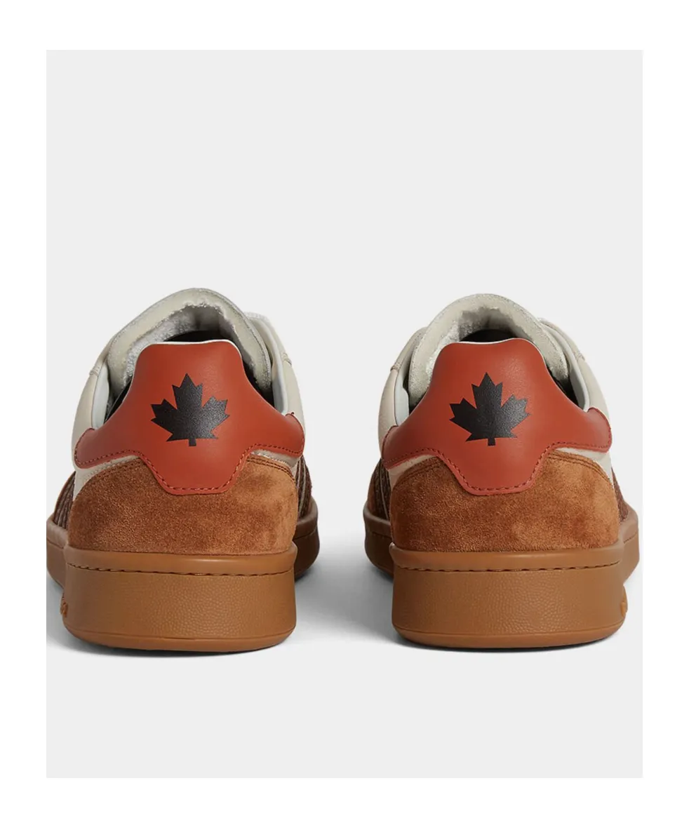 Round Toe Low-Top Sneakers