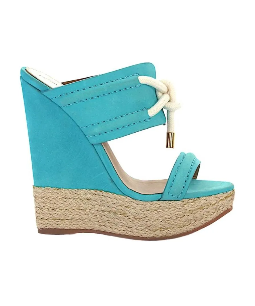 Lacing Wedges