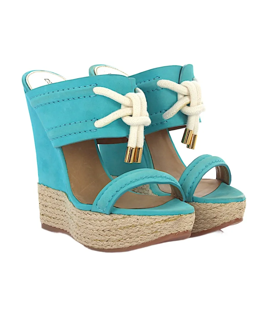 Lacing Wedges