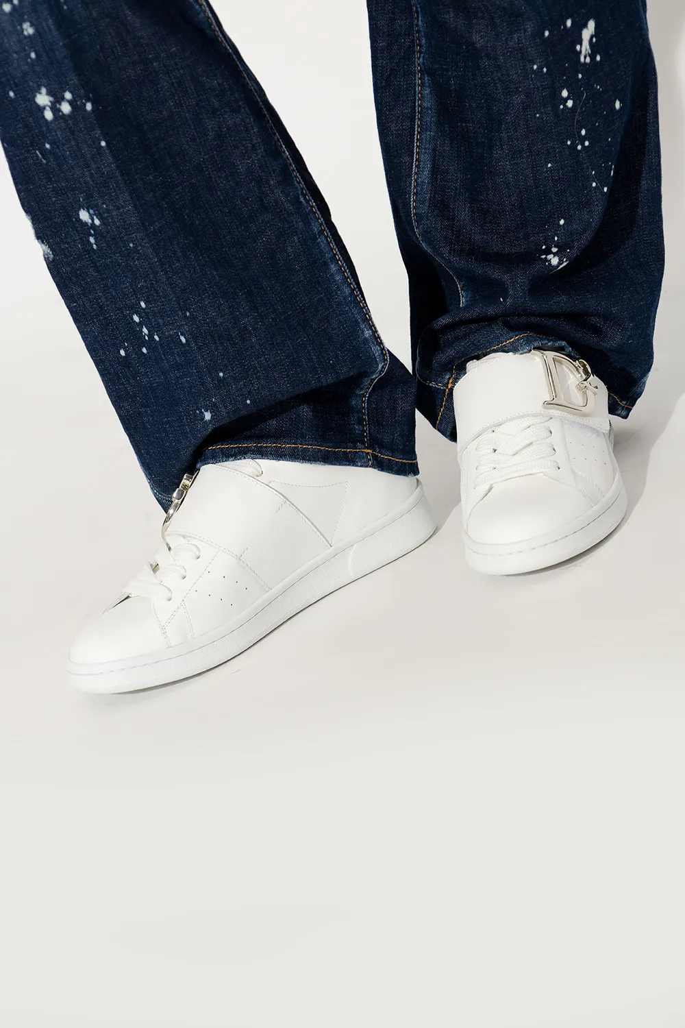 Logo-Detail Low-Top Sneakers