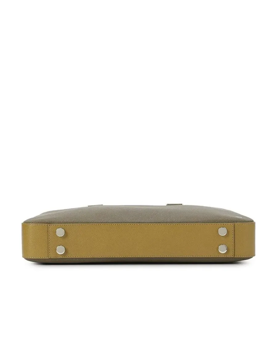 Logo Briefcase