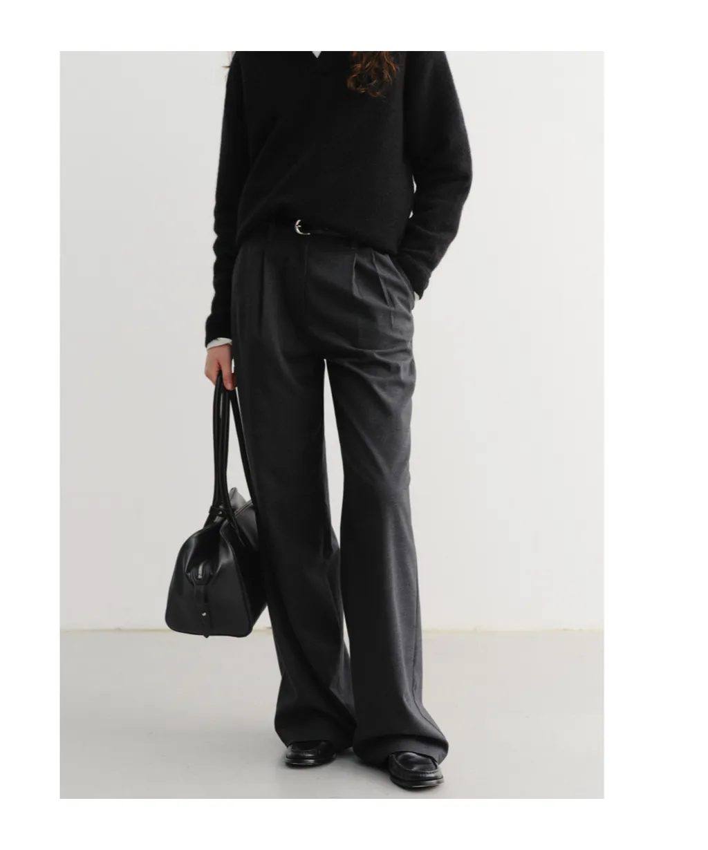 Double-Pleated Casual Trousers
